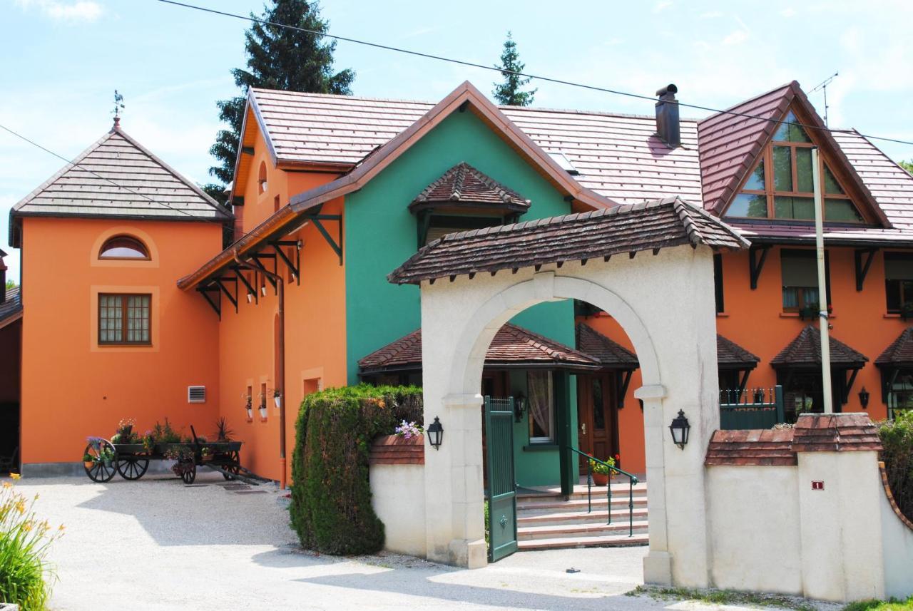 L'Auberge Des Gourmets Hotel Restaurant Le Vaudioux Eksteriør billede